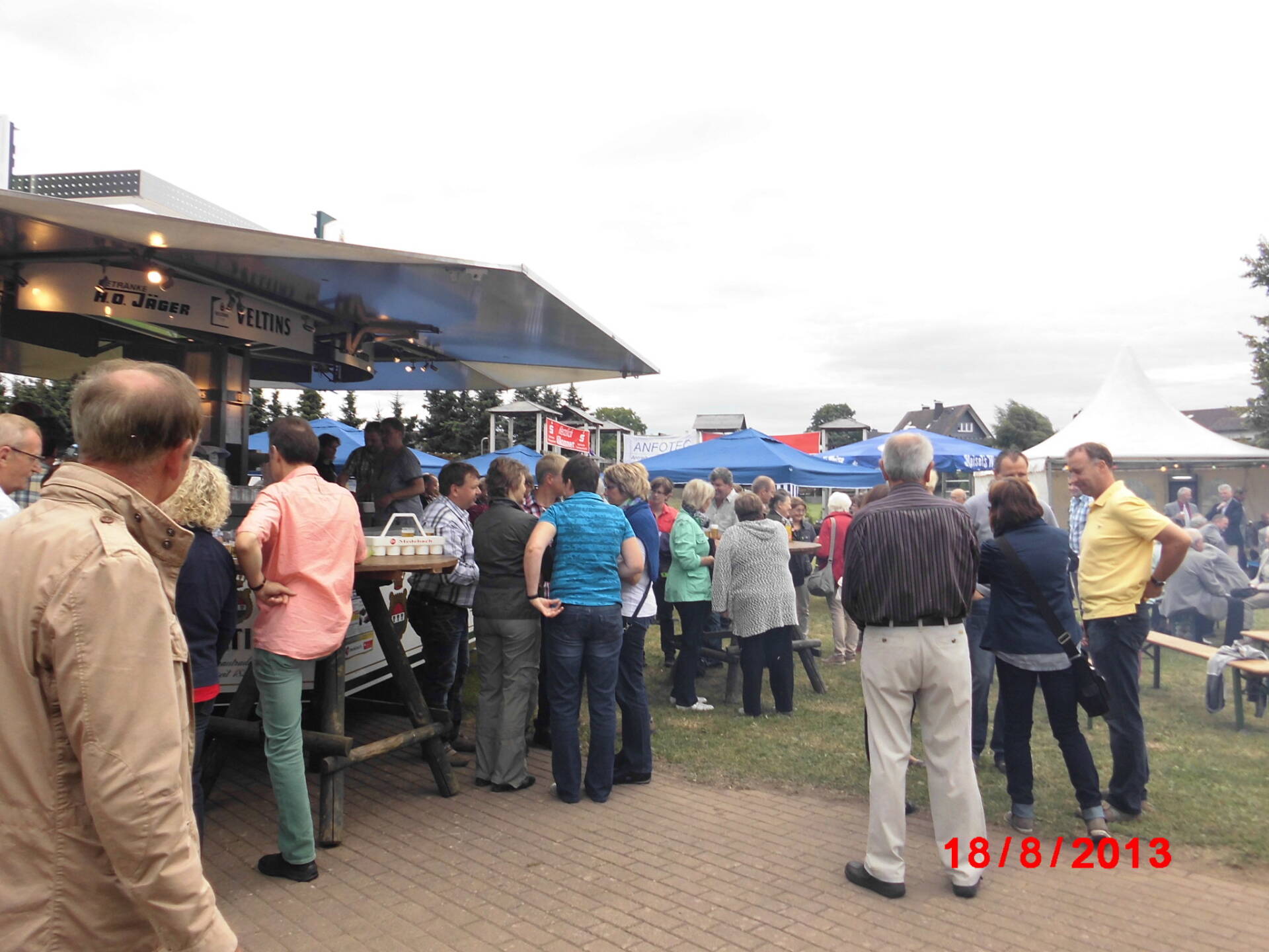 Oberntofest 2013 Medebach Besucher und Helfer