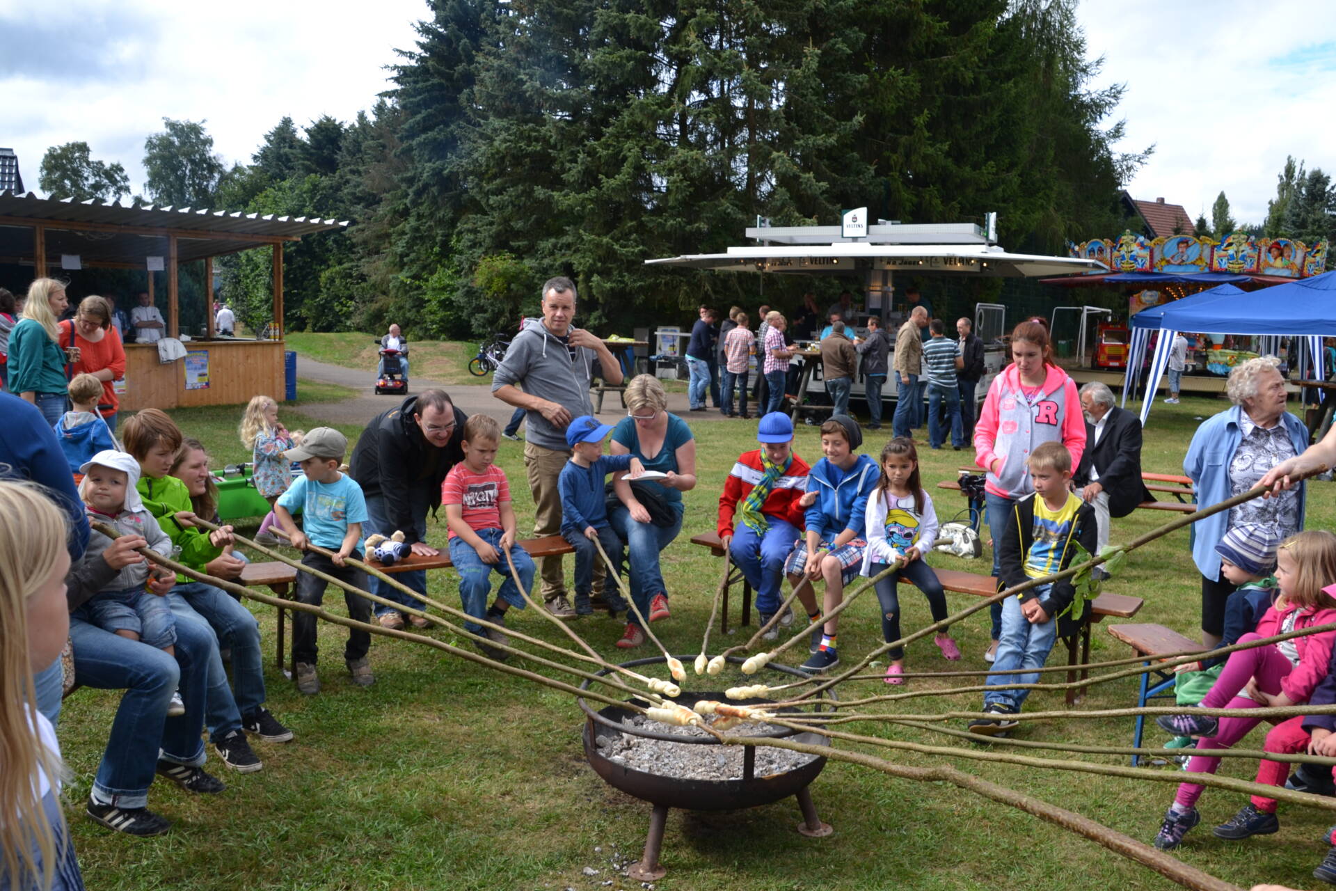Oberntofest 2013 Medebach Besucher und Helfer