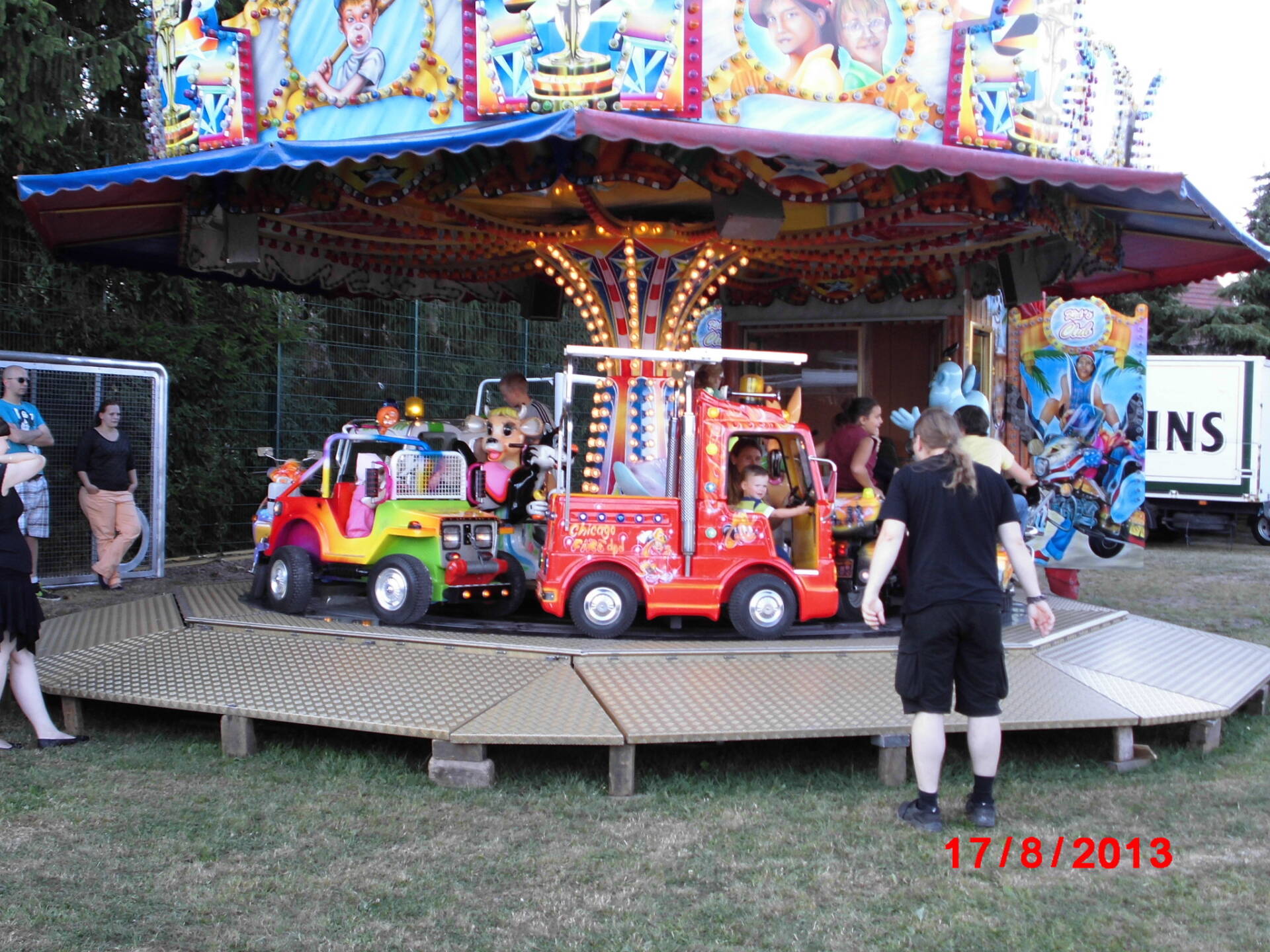 Oberntofest 2013 Medebach Besucher und Helfer