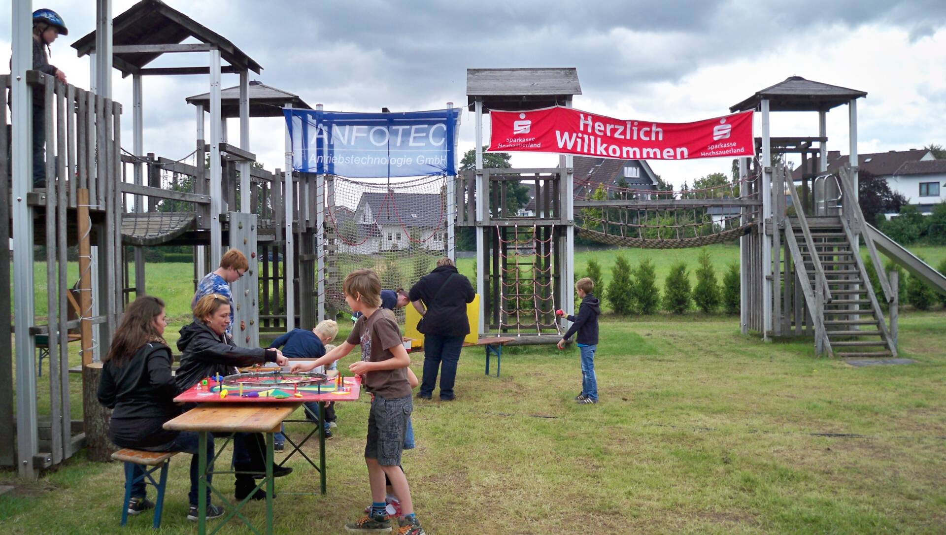 Oberntorfest Medebach Besucher und Helfer, Spiele