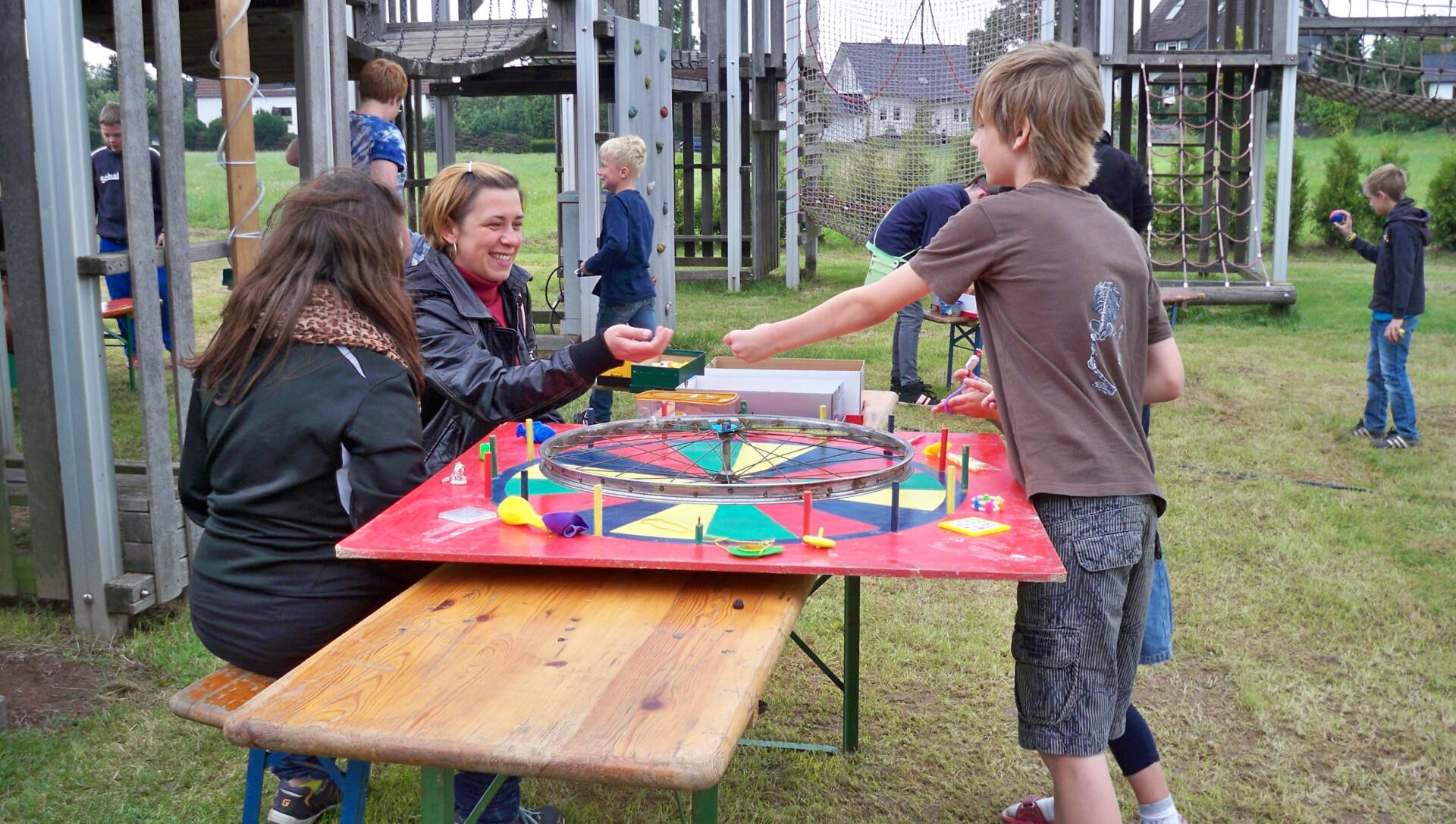 Oberntorfest Medebach Besucher und Helfer, Spiele