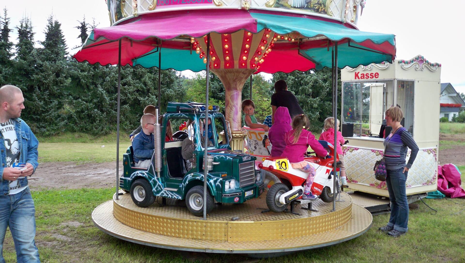 Oberntorfest Medebach Besucher und Helfer, Spiele